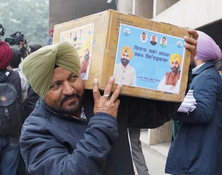 10 लाख मनरेगा मजदूरों की पीड़ा विधानसभा से पीएम तक: AAP विधायकों का बड़ा अभियान