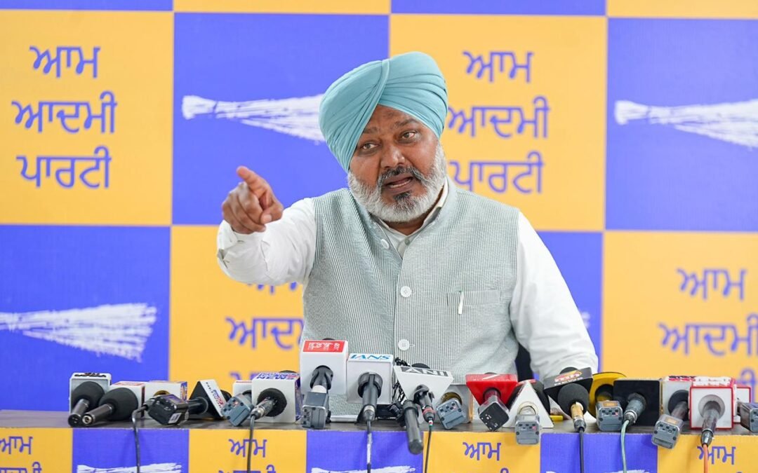 ‘कांग्रेस को पदों के हिसाब से रेट लिस्ट लगानी चाहिए’ — हरपाल सिंह चीमा का तीखा हमला