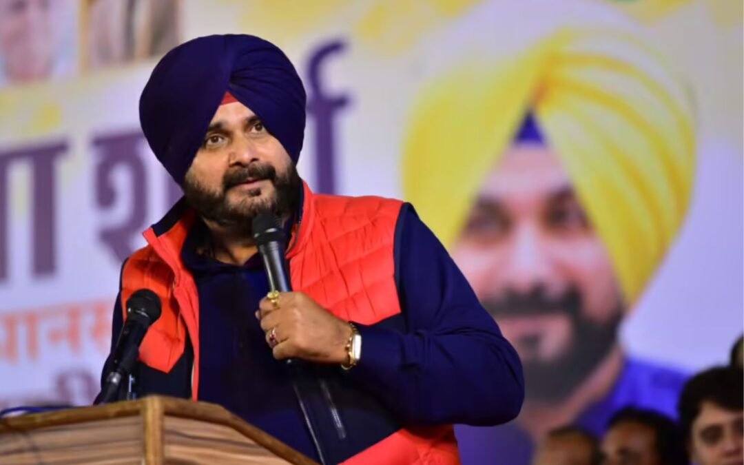 ‘कबूतर नहीं, बाज हूं’— नवजोत सिंह सिद्धू का विरोधियों पर तीखा प्रहार, पंजाब की सियासत गरमाई