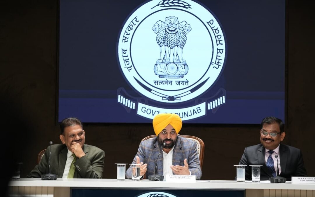 मुख्यमंत्री भगवंत सिंह मान का अधिकारियों को स्पष्ट संदेश: हर फैसला आम आदमी की भलाई को समर्पित हो