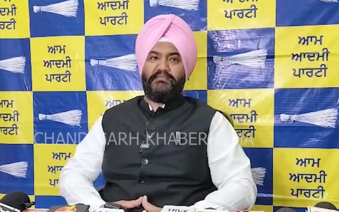 मजीठा में ‘आप’ का सुखबीर बादल पर तीखा पलटवार, तलबीर सिंह गिल बोले—सबूत दें धक्केशाही के आरोपों के