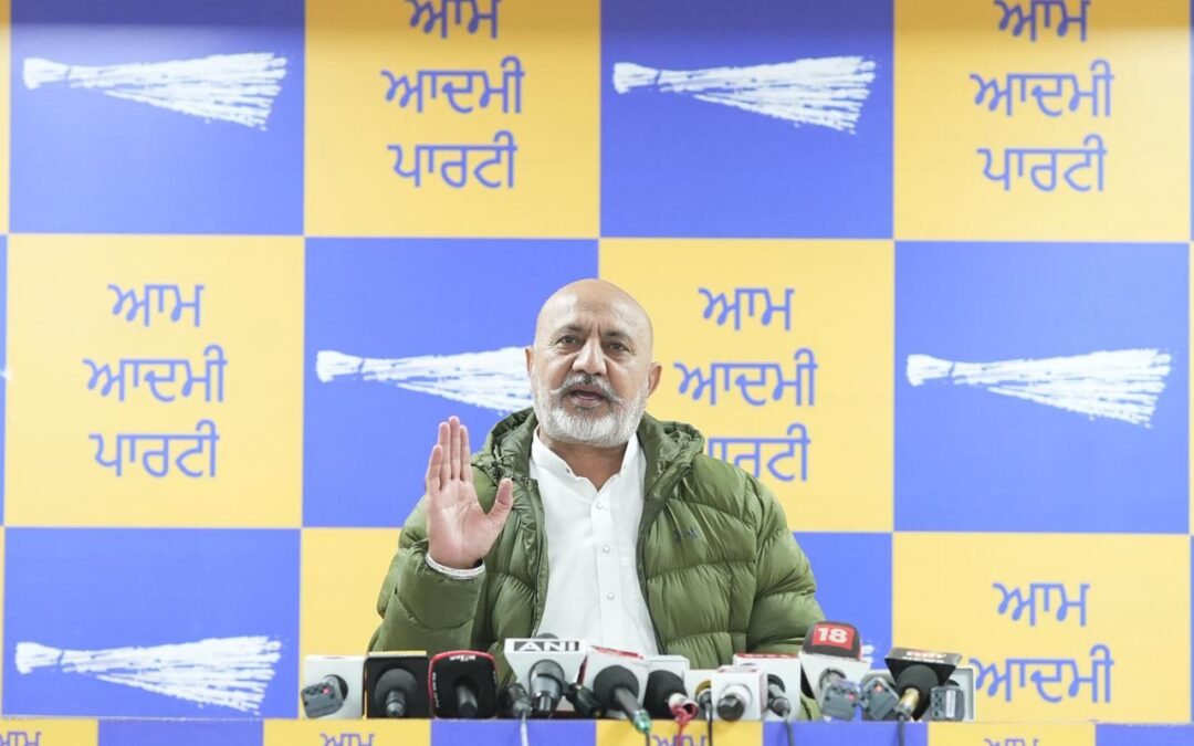 बादल परिवार से गठबंधन का मतलब ड्रग्स और गैंगस्टरराज की वापसी, बिट्टू के बयान से पुरानी सियासत बेनकाब: आप