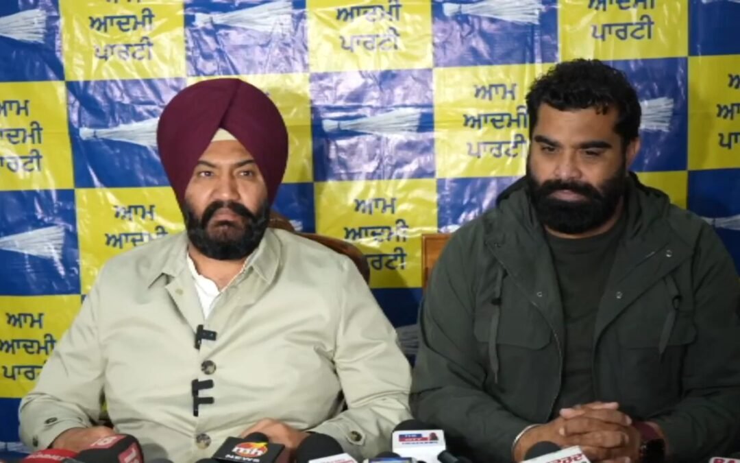 किसानों को नुकसान पहुंचाने की तैयारी में भाजपा: तलबीर गिल