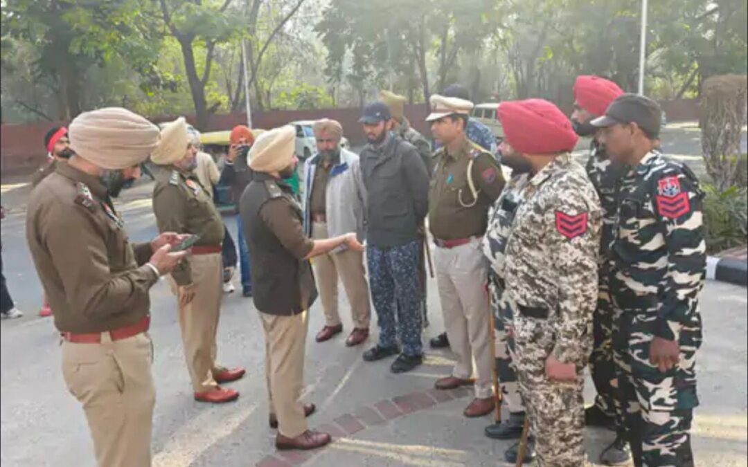 मोहाली के स्कूल-कॉलेजों को बम से उड़ाने की धमकी, सीएम भगवंत मान और संसद पर भी हमले की चेतावनी