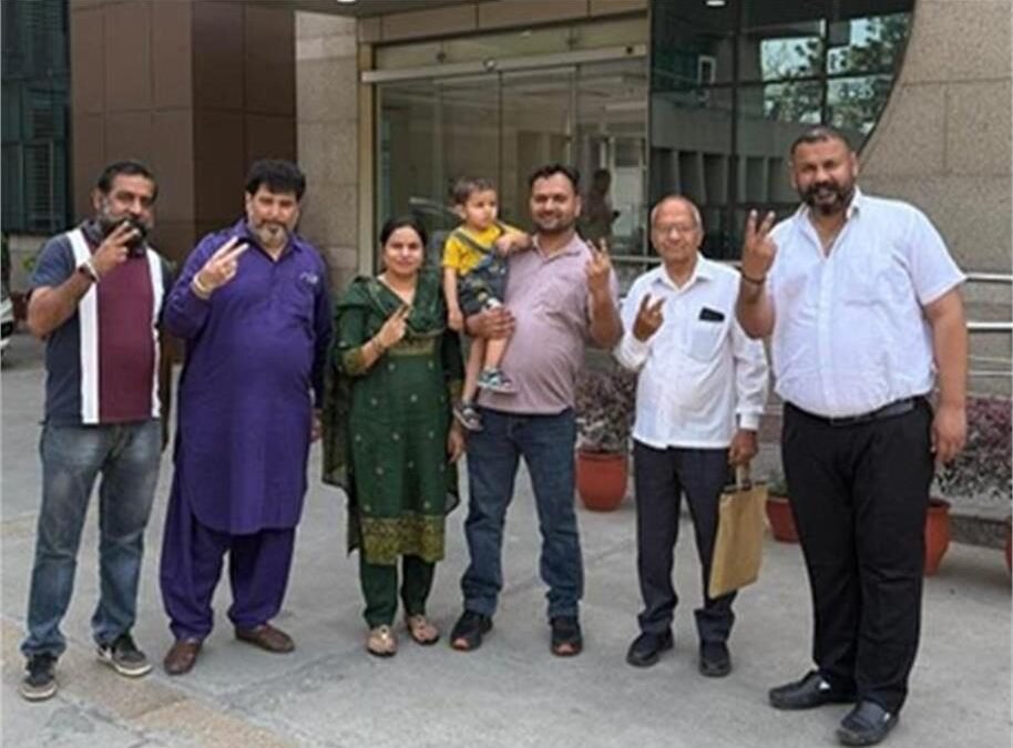 200 रुपये की टिकट से चमकी किस्मत, जीरकपुर का सिक्योरिटी गार्ड बना करोड़पति