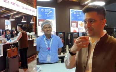 मुंबई एयरपोर्ट पर 10 रुपये की चाय: राघव चड्ढा का वीडियो वायरल, ‘उड़ान यात्री कैफे’ की सराहना