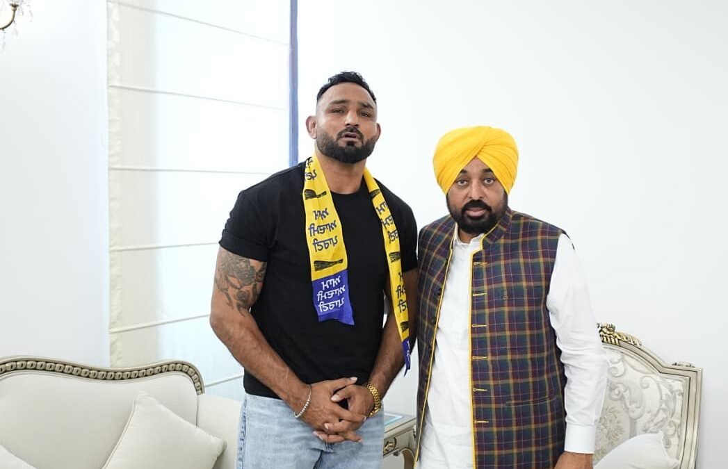 अंतरराष्ट्रीय कबड्डी खिलाड़ी पाला जलालपुरिया AAP में शामिल, CM भगवंत मान ने किया स्वागत
