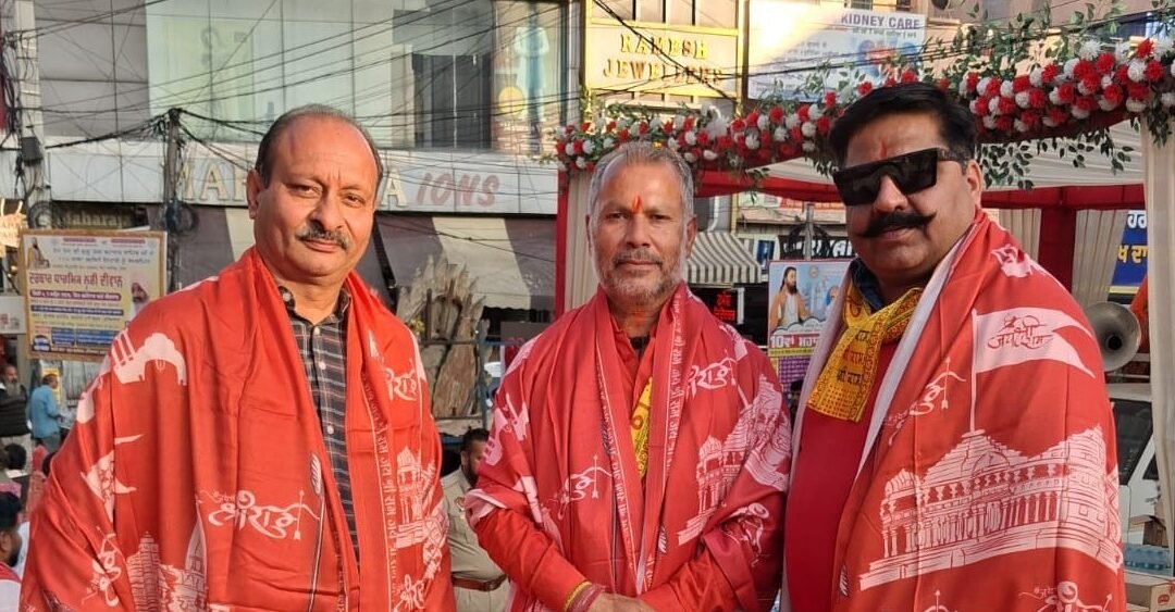 दिल्ली लाठीचार्ज पर शिवसेना पंजाब का केंद्र पर निशाना, कहा- प्रदर्शनकारियों से बातचीत करे सरकार